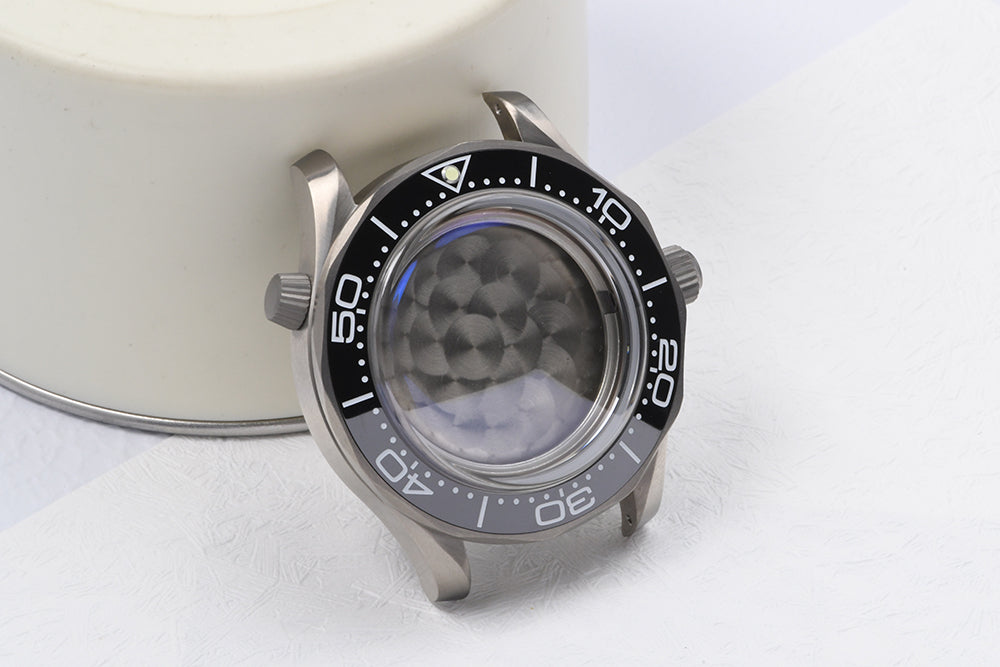Watch Titanium Seamaster Vinatge 007 Diver Watch Case Sapphire Glass Waterproof For NH35NH36 Automatic Movement HEIMDALLRcase